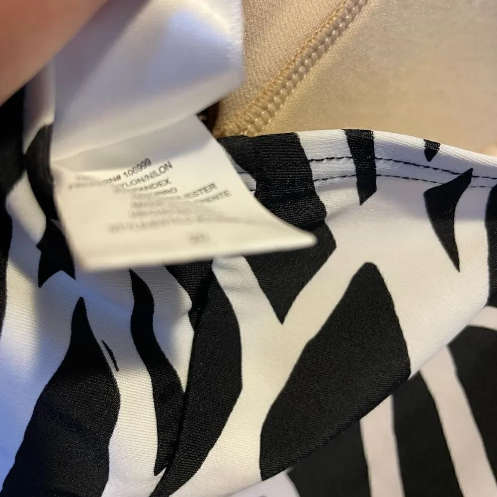 Contour Black and White size 20 gorgeous One Piece Swimsuit